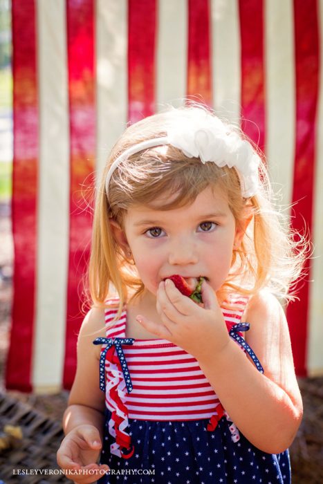 NC Family Photography, Wilmington NC Family Photographer, wilmington nc family photos, family photography, wilmington nc mini sessions, wilmington nc downtown, poplar grove, poplar grove family portraits, Wilmington nc children photography, fourth of july, forth of july mini session