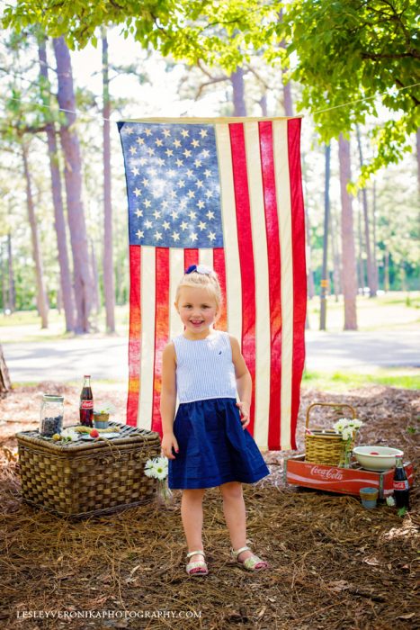 Family Photographer, NC Family Photographer, Wilmington NC Family Photographer, wilmington nc family photos, family photography, wilmington nc mini sessions, wilmington nc downtown, poplar grove, poplar grove family portraits, Wilmington nc children photography, fourth of july, forth of july mini session