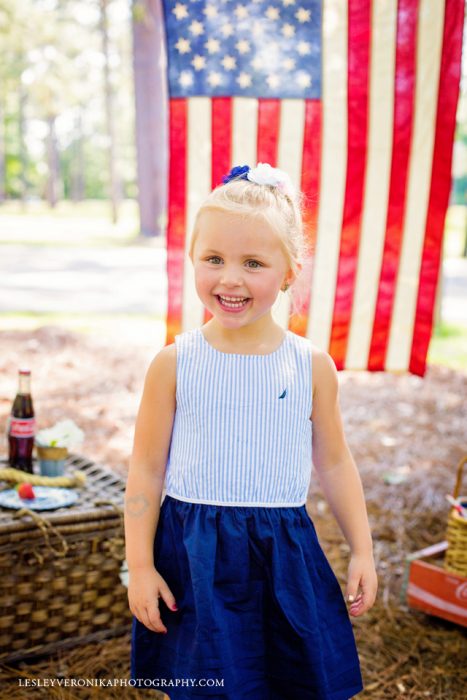 Family Photographer, NC Family Photographer, Wilmington NC Family Photographer, wilmington nc family photos, family photography, wilmington nc mini sessions, wilmington nc downtown, poplar grove, poplar grove family portraits, Wilmington nc children photography, fourth of july, forth of july mini session