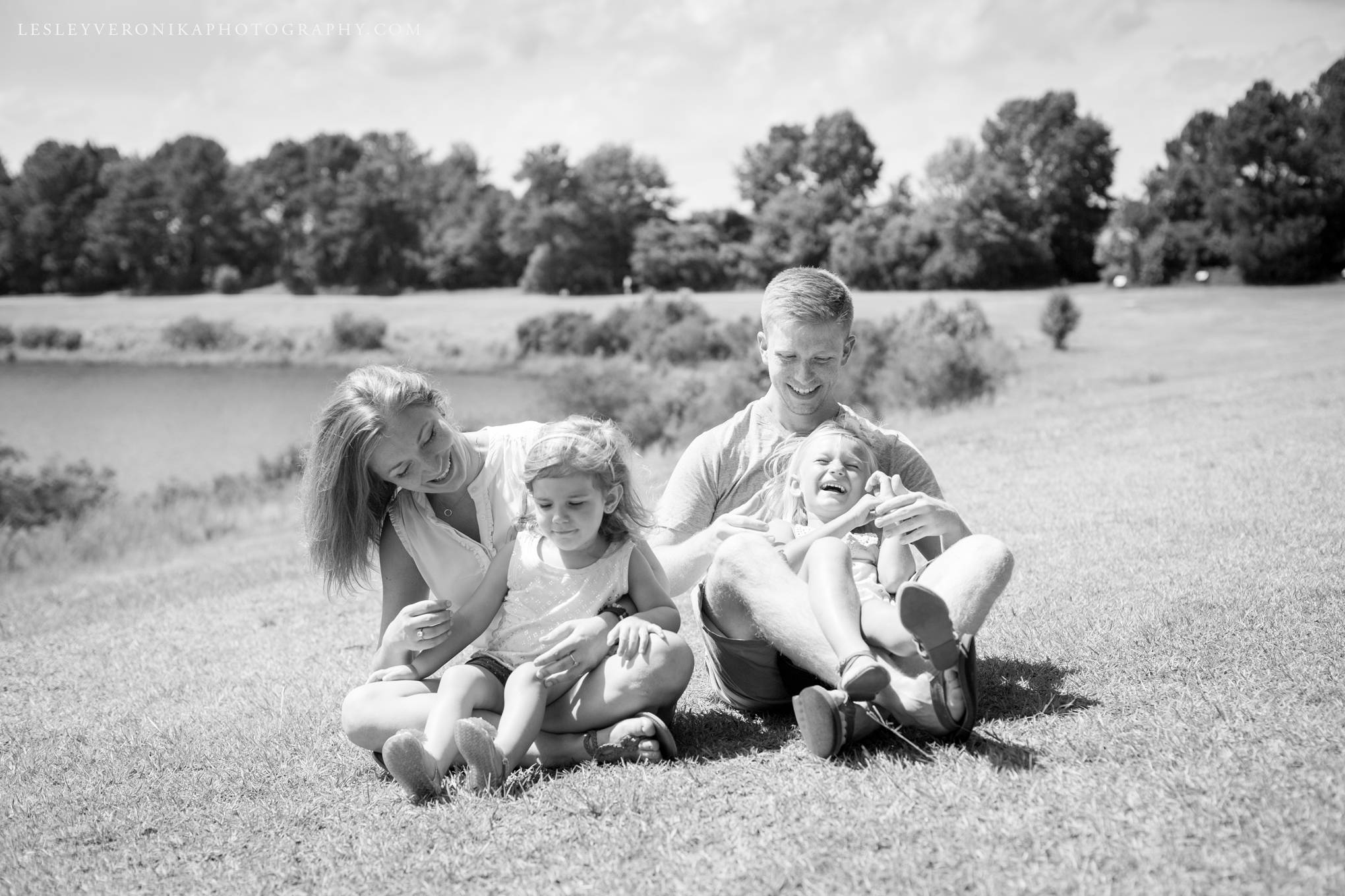 Wilmington NC Family Photographer, wilmington nc family photos, family photography, wilmington nc mini sessions, wilmington nc, smith creek, smith creek park family portraits, Wilmington nc children photography, Smith Creek Park