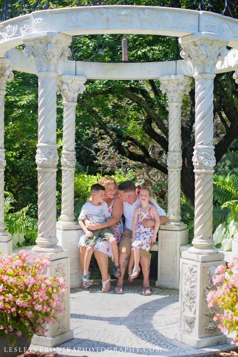 wilmington nc, wilmington nc family photographer, wilmington nc family portraits, family, kids, kids portraits, children portraits, wilmington nc family photographer, new hanover county arboretum, family photos