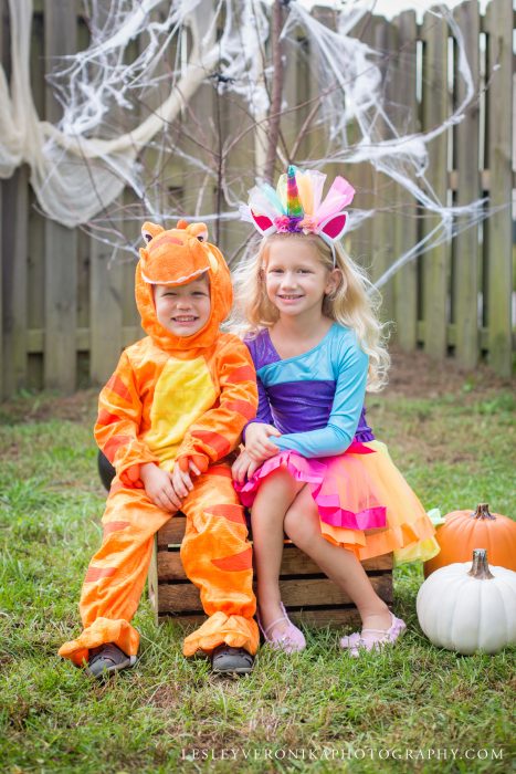 wilmington nc family photographer, halloween mini sessions, santa mini sessions, christmas mini sessions, wilmington nc santa, santa claus, spooky, halloween, family portraits, family photography