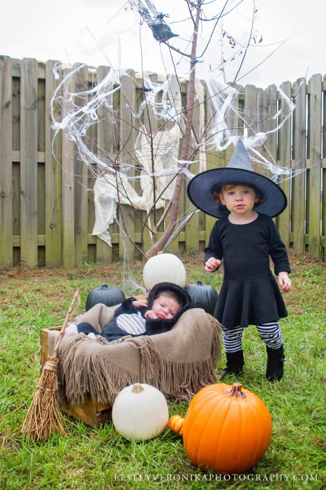 wilmington nc family photographer, halloween mini sessions, santa mini sessions, christmas mini sessions, wilmington nc santa, santa claus, spooky, halloween, family portraits, family photography