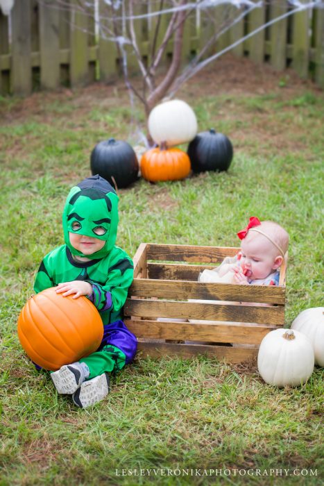 wilmington nc family photographer, halloween mini sessions, santa mini sessions, christmas mini sessions, wilmington nc santa, santa claus, spooky, halloween, family portraits, family photography