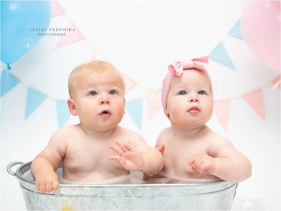 family photos, baby portraits, Wilmington NC family photographer, Smash Cake, Bubble Bath, Twins Birthday