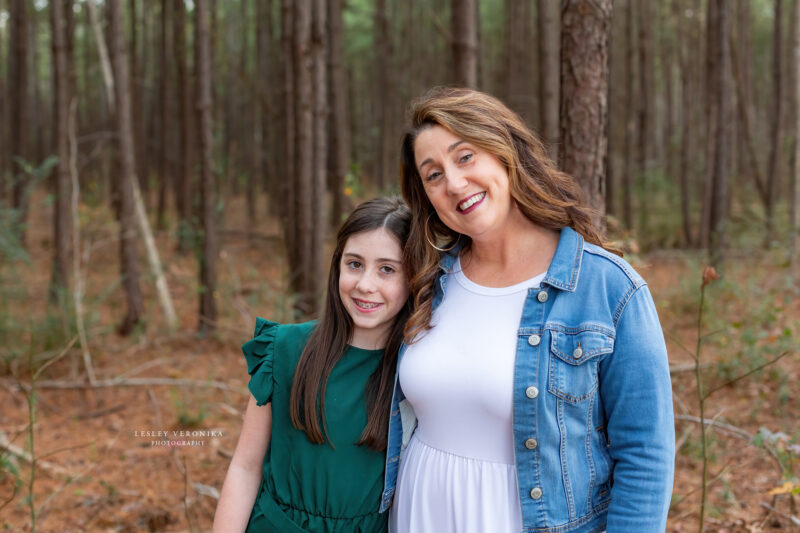 mommy and me, wilmington nc family photographer, family portraits, family session in the woods, what to wear, color palette