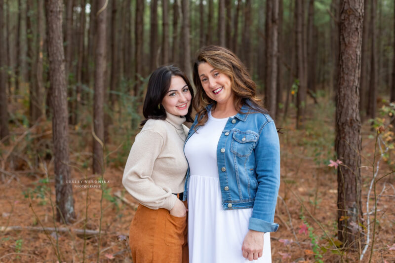 mommy and me, wilmington nc family photographer, family portraits, family session in the woods, what to wear, color palette