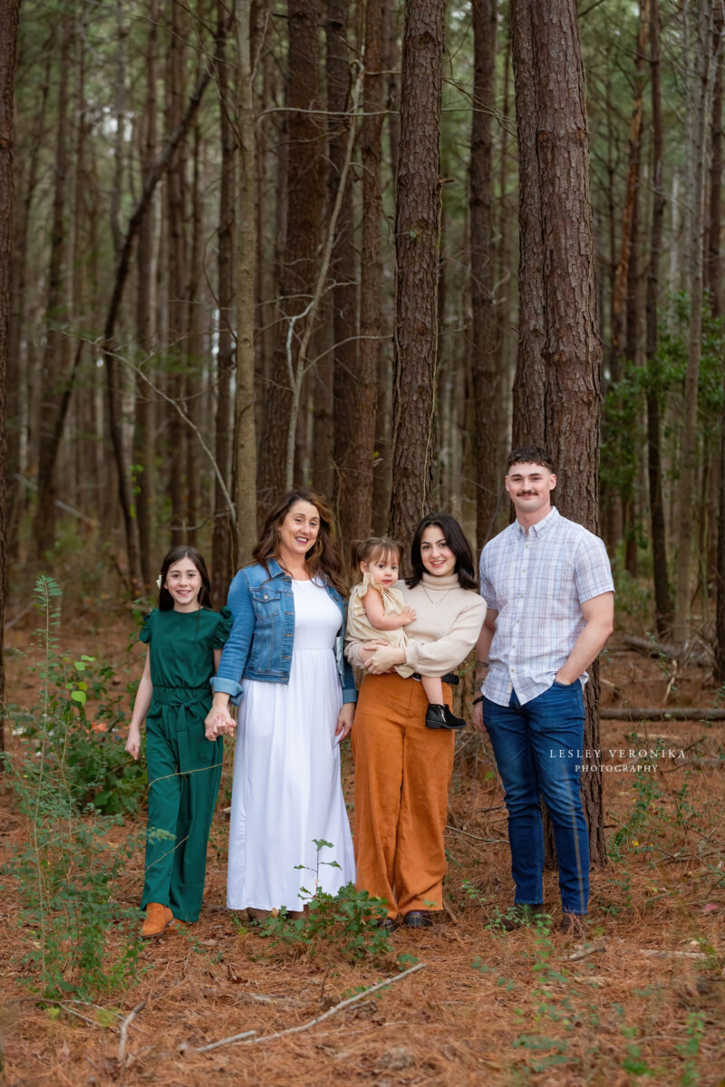 wilmington nc family photographer, family portraits, family photos in the woods, what to wear, color palette