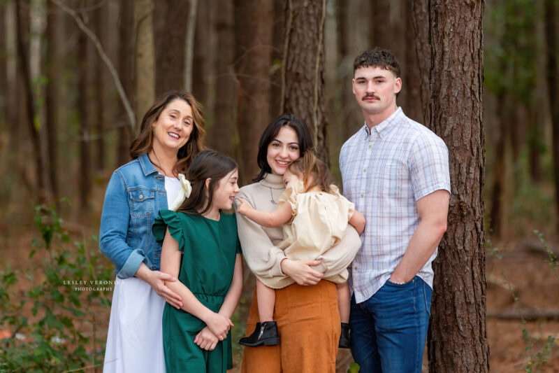 wilmington nc family photographer, family portraits, family photos in the woods, what to wear, color palette, family session