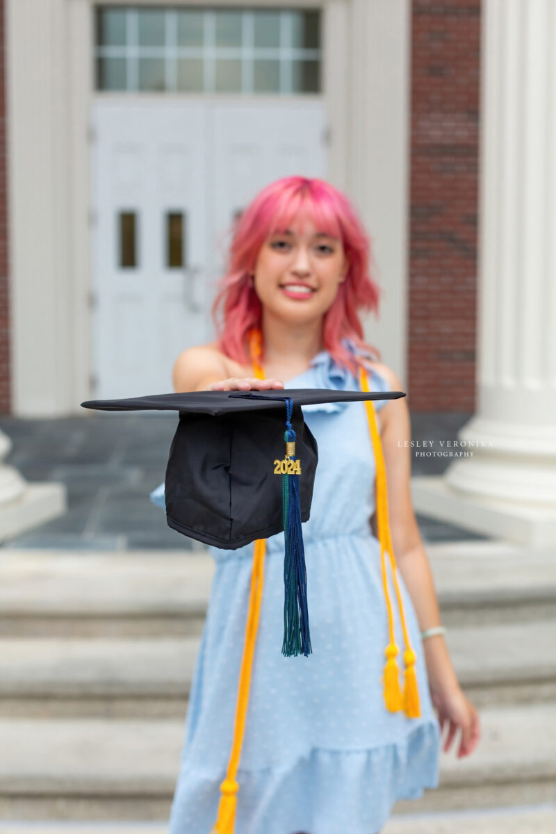 UNCW, graduation senior portraits, wilmington nc, graduation, cap and gown, University of North Carolina at Wilmington