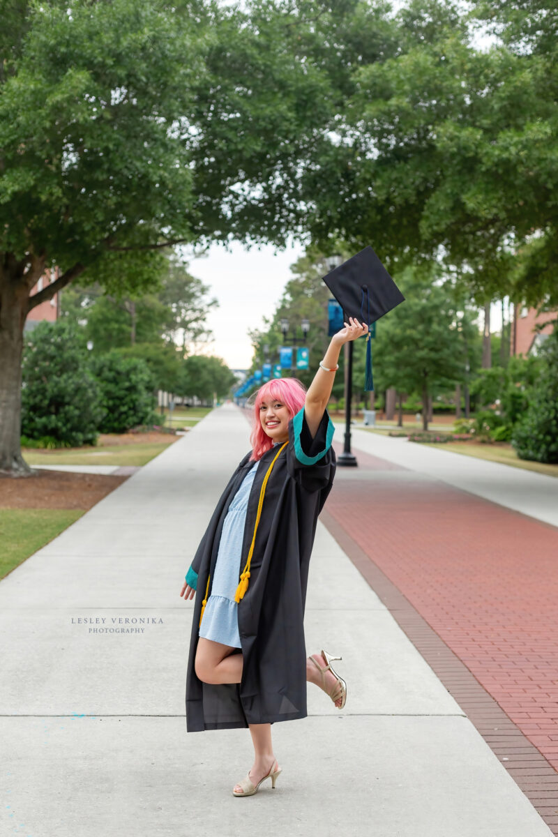 UNCW, graduation senior portraits, wilmington nc, graduation, cap and gown, University of North Carolina at Wilmington