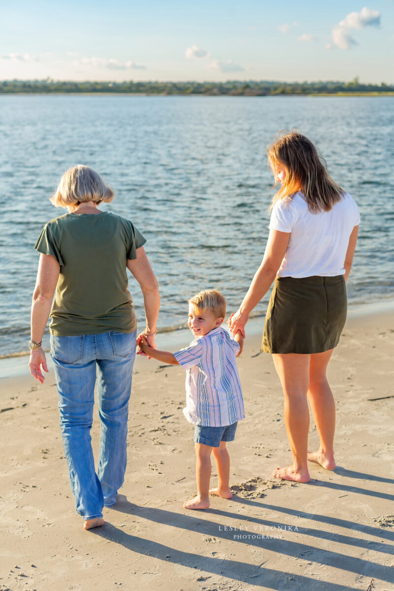 wrightsville beach family photographer, mommy and me, photographing candid moments